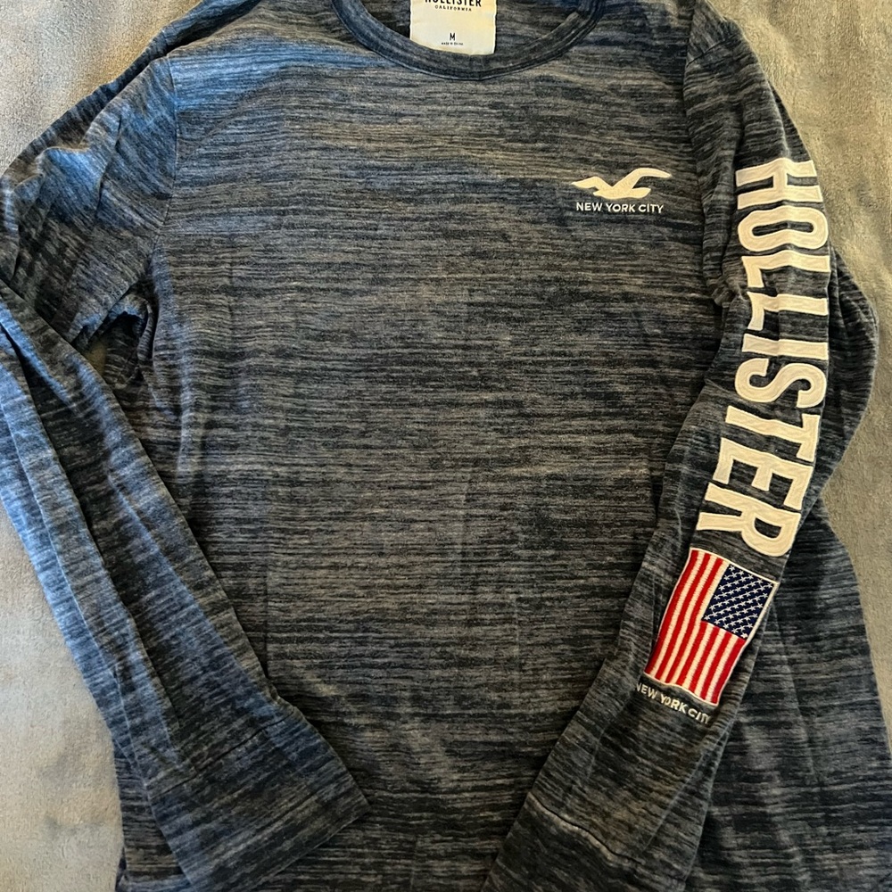 Hollister Long Sleeve Tshirt